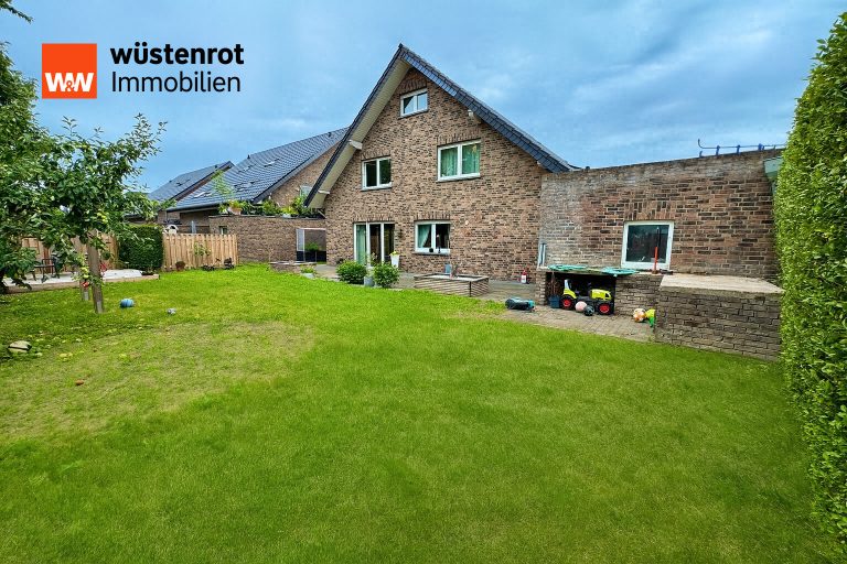 Immobilienangebot - Kevelaer / Winnekendonk - Alle - Modernes Familienidyll mit Garten – Doppelhaushälfte in Kevelaer-Winnekendonk