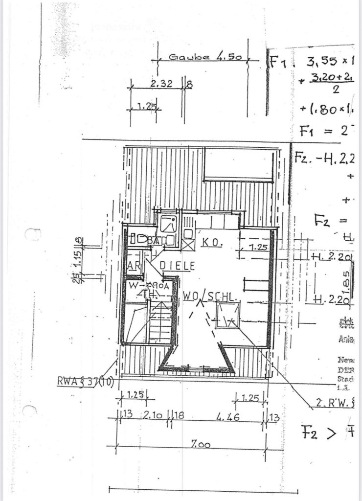 Immobilienangebot - Neuss - Alle - Möblierte 1-Zimmer- Dachgeschosswohnung zur Miete in Neuss