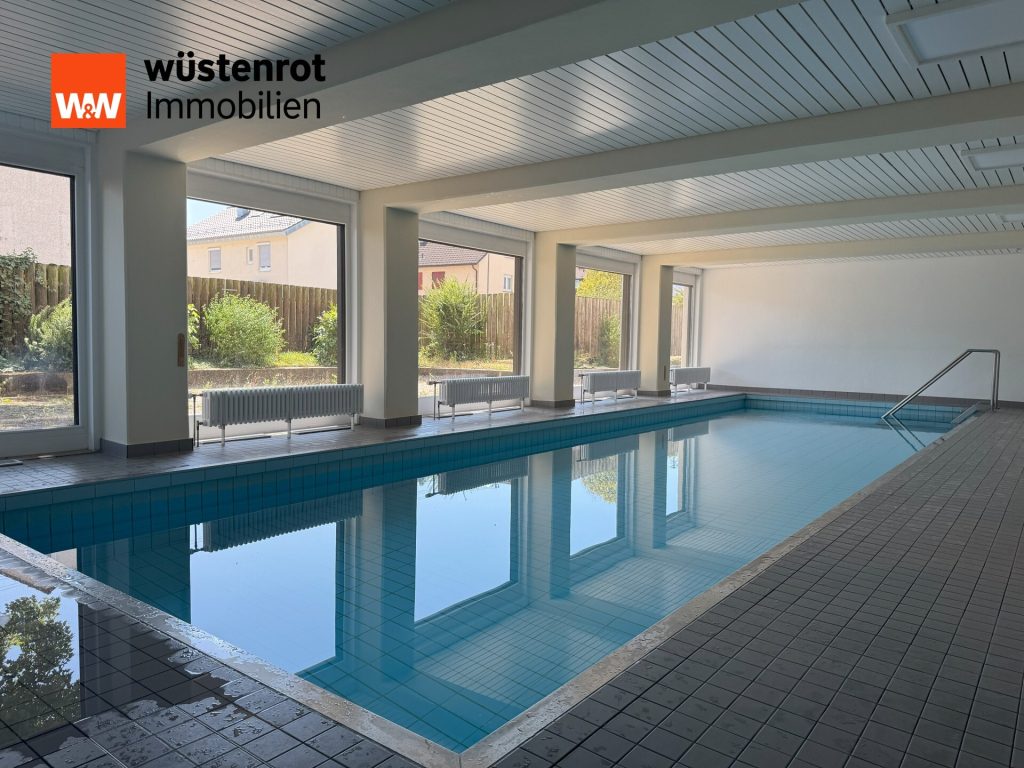 Immobilienangebot - Wendlingen am Neckar - Alle - Ihr Ruhepol im Alltag – Charmante Wohnung mit Wellnessbereich und Tiefgarage