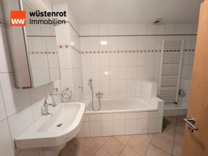 Immobilienangebot - Essen / Altenessen-Nord - Alle - Sofort einziehen & wohlfühlen! Top gepflegtes Reihenhaus in begehrter Lage mit Garten & Garage & Einbauküche