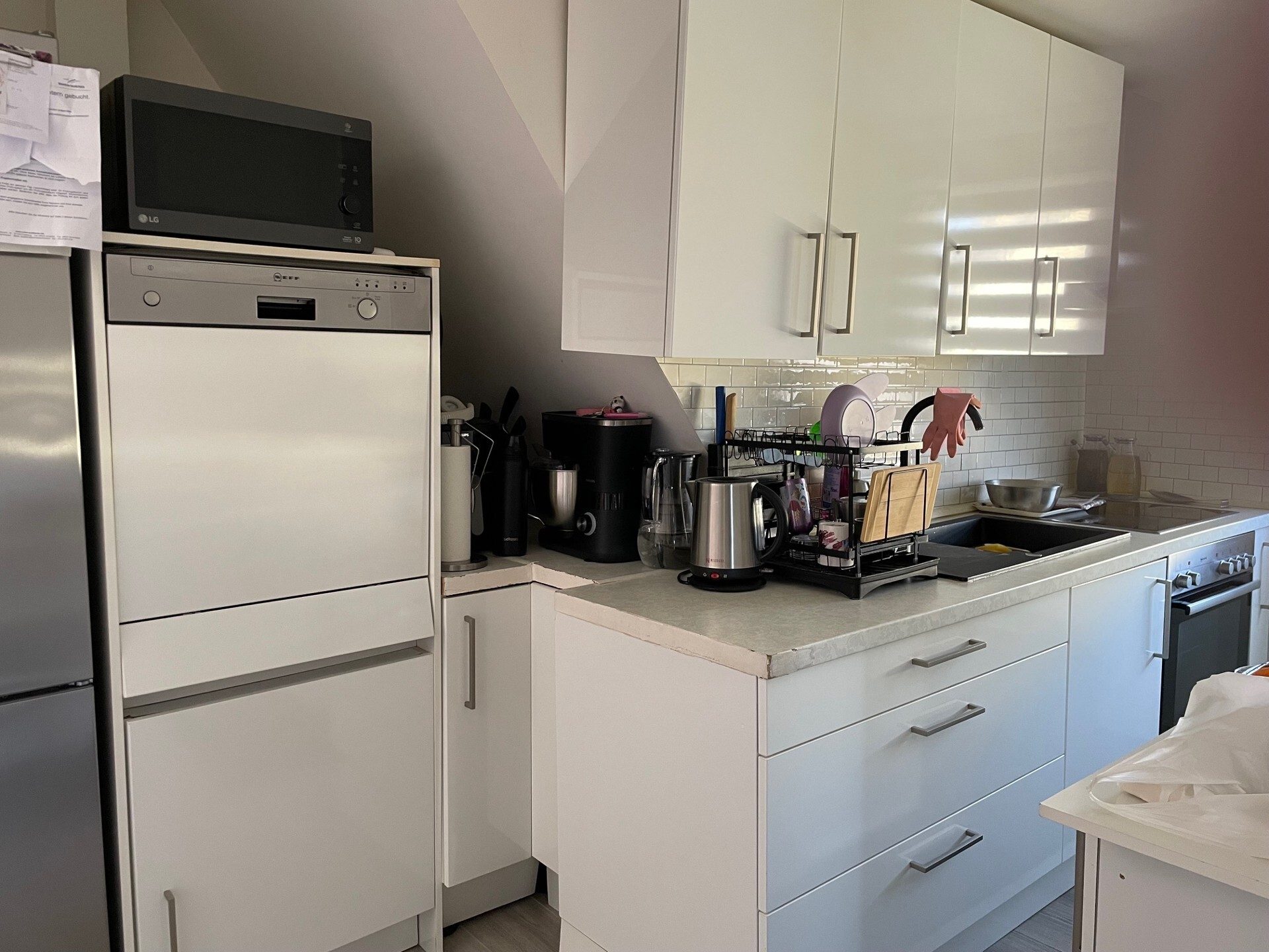 Immobilienangebot - Friedberg - Alle - Investieren mit Weitblick: 3 vermietete Wohneinheiten plus Nachbarhaus im Angebot in FB-Fauerbach