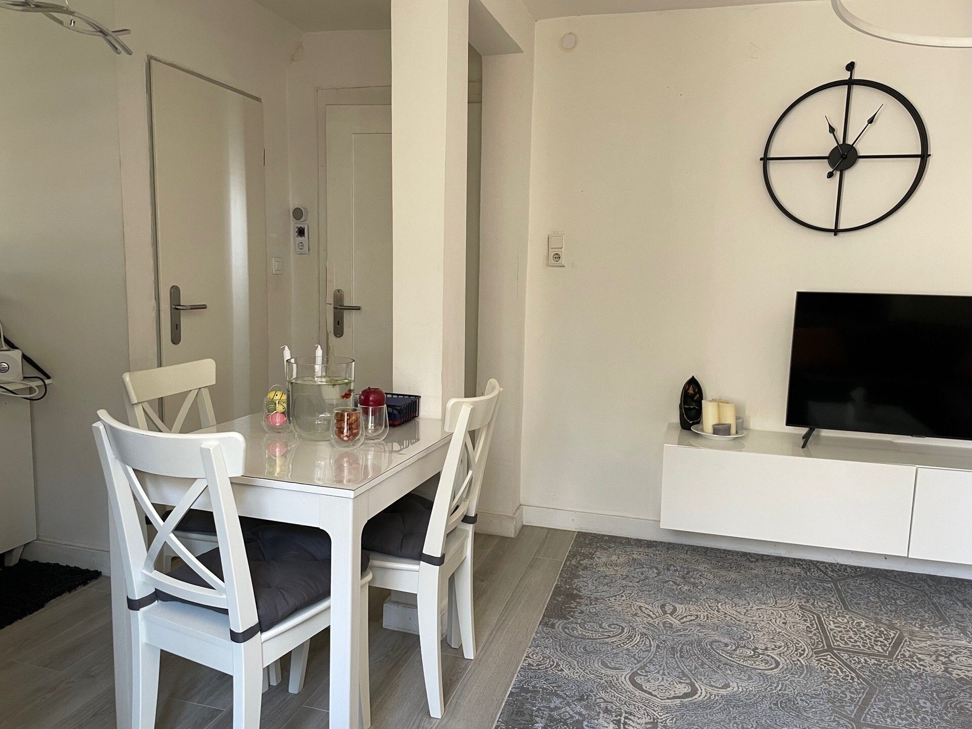 Immobilienangebot - Friedberg - Alle - Investieren mit Weitblick: 3 vermietete Wohneinheiten plus Nachbarhaus im Angebot in FB-Fauerbach
