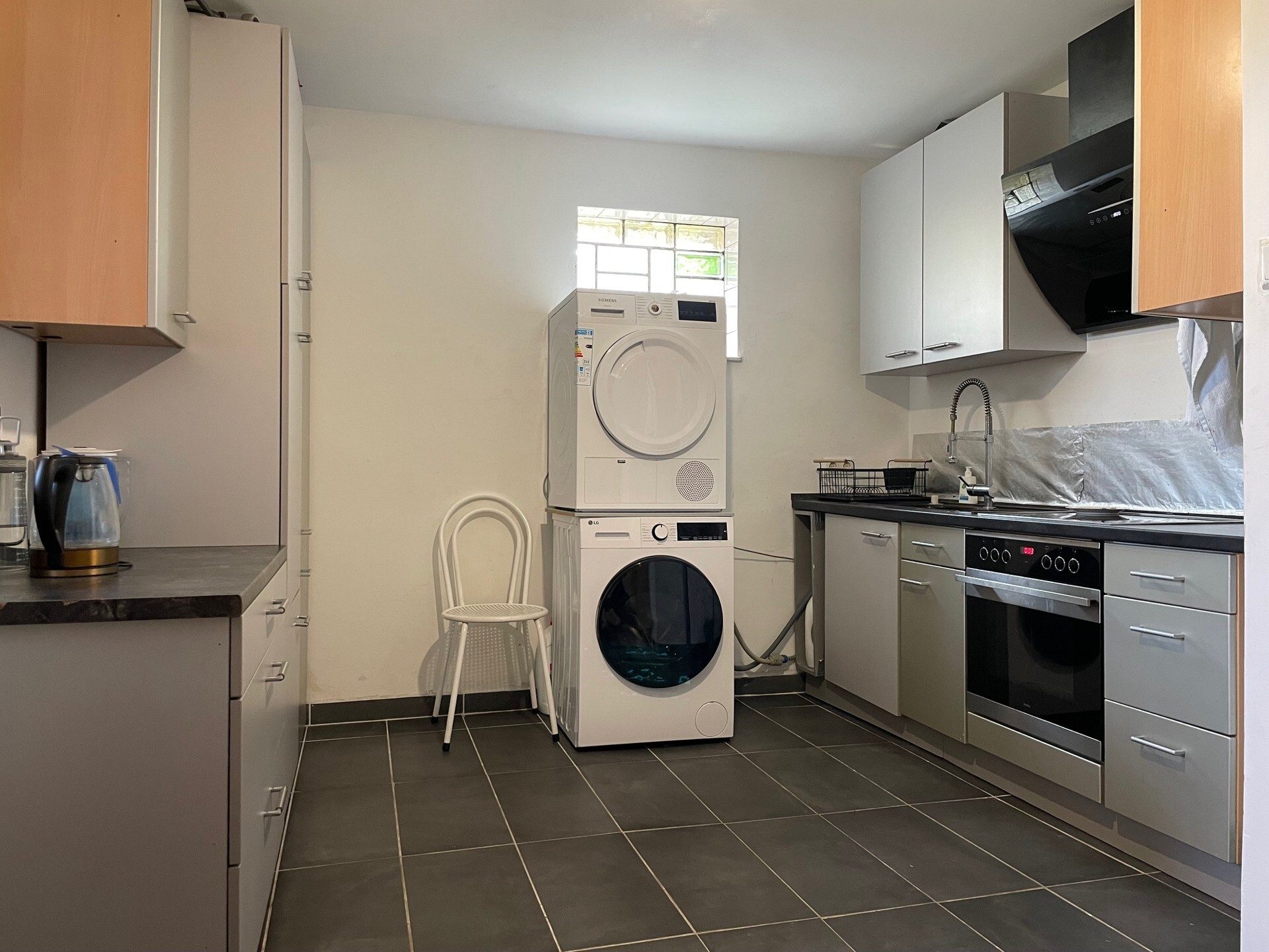 Immobilienangebot - Friedberg - Alle - Investieren mit Weitblick: 3 vermietete Wohneinheiten plus Nachbarhaus im Angebot in FB-Fauerbach