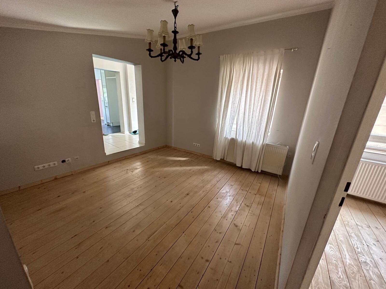 Immobilienangebot - Friedberg - Alle - Investieren mit Weitblick: 3 vermietete Wohneinheiten plus Nachbarhaus im Angebot in FB-Fauerbach