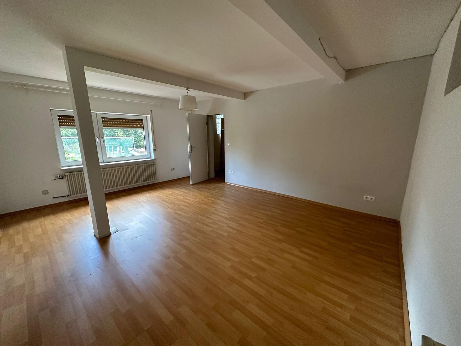 Immobilienangebot - Friedberg - Alle - Investieren mit Weitblick: 3 vermietete Wohneinheiten plus Nachbarhaus im Angebot in FB-Fauerbach