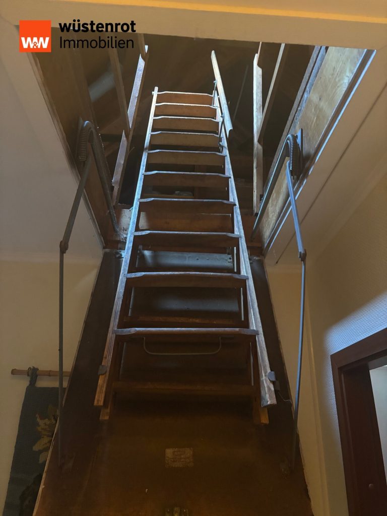 Immobilienangebot - Berlin / Buckow - Alle - Sehr schön gelegenes Einfamilienhaus