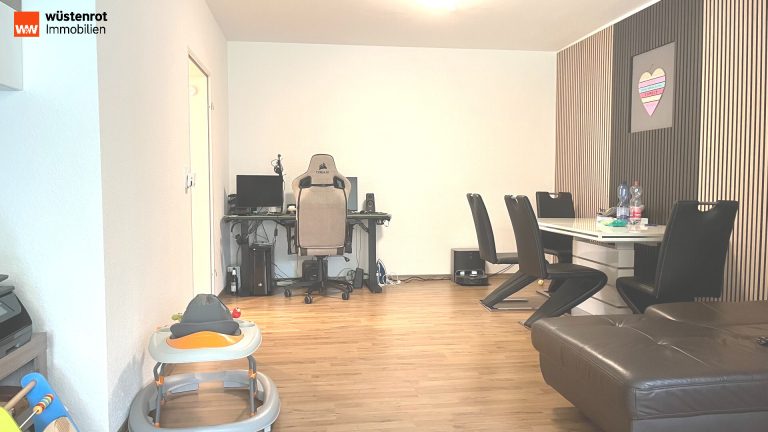 Immobilienangebot - Bruchköbel - Alle - Erdgeschosswohnung mit großem Garten und Garage als Kapitalanlage