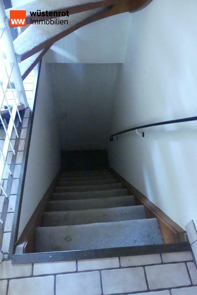 Immobilienangebot - Bremen - Alle - Schönebeck in Schlossnähe
Reihenmittelhaus mit viel Entwicklungspotenzial