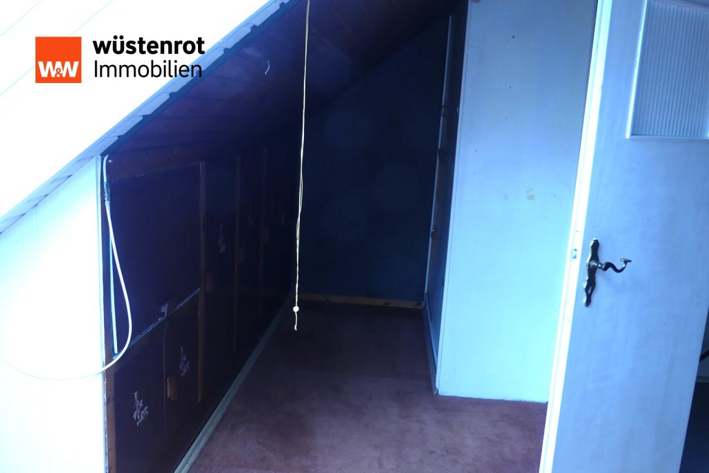 Immobilienangebot - Bremen - Alle - Schönebeck in Schlossnähe
Reihenmittelhaus mit viel Entwicklungspotenzial