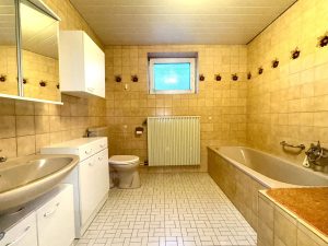 Immobilienangebot - Mörlen - Alle - 170qm Wfl. + Dachgeschoss, mit Einliegerwohnung und Garage
