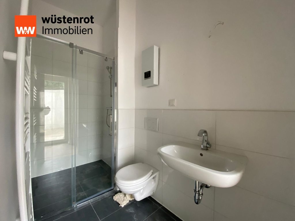 Immobilienangebot - Gelsenkirchen - Alle - Investieren mit Blick nach vorn: MFH in Horst mit modernisierter Substanz