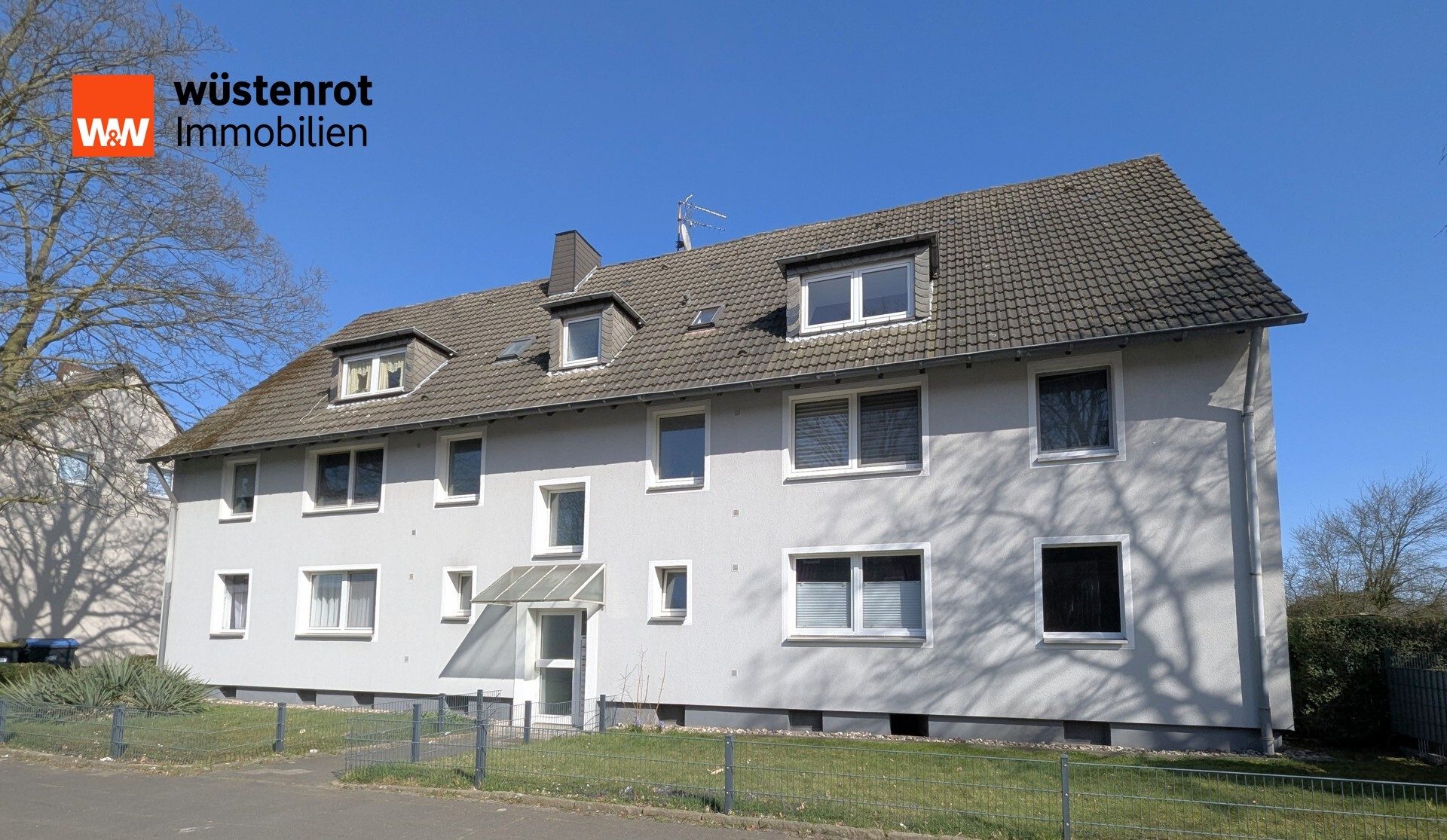 Immobilienangebot - Castrop-Rauxel - Alle - Moderne Dachgeschosswohnung mit großem Garten – ab 01.07.2026 frei zur Eigennutzung oder als Kapitalanlage!