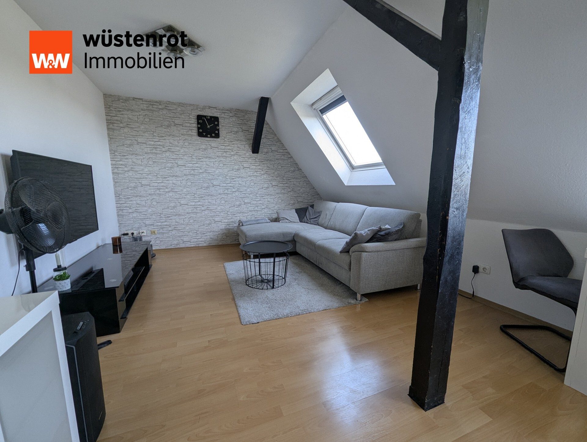 Immobilienangebot - Castrop-Rauxel - Alle - Moderne Dachgeschosswohnung mit großem Garten – ab 01.07.2026 frei zur Eigennutzung oder als Kapitalanlage!