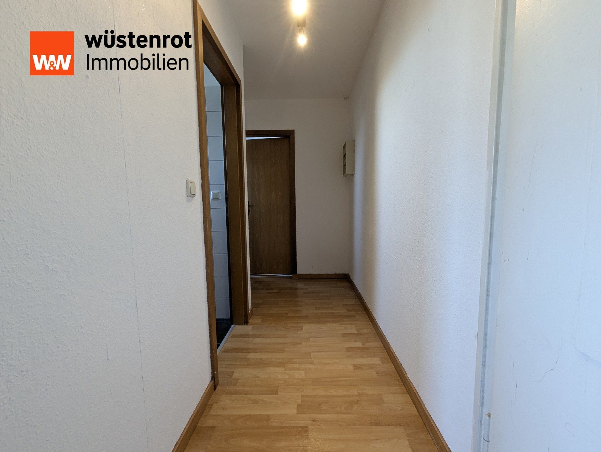 Immobilienangebot - Castrop-Rauxel - Alle - Moderne Dachgeschosswohnung mit großem Garten – ab 01.07.2026 frei zur Eigennutzung oder als Kapitalanlage!