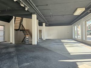 Immobilienangebot - Reutlingen - Alle - Im Mittelpunkt! 
Der Perfekte Standort für Ihr Gewerbe auf ca. 339 qm!
