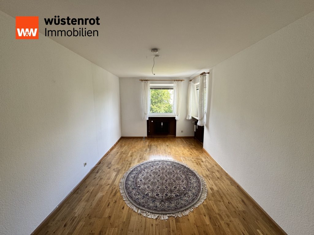 Immobilienangebot - Bad Homburg vor der Höhe / Gonzenheim - Alle - +++BAD HOMBURG: GEPFLEGTE 3 ZIMMER WOHNUNG IM 5. OG MIT BALKON UND BLICK+++