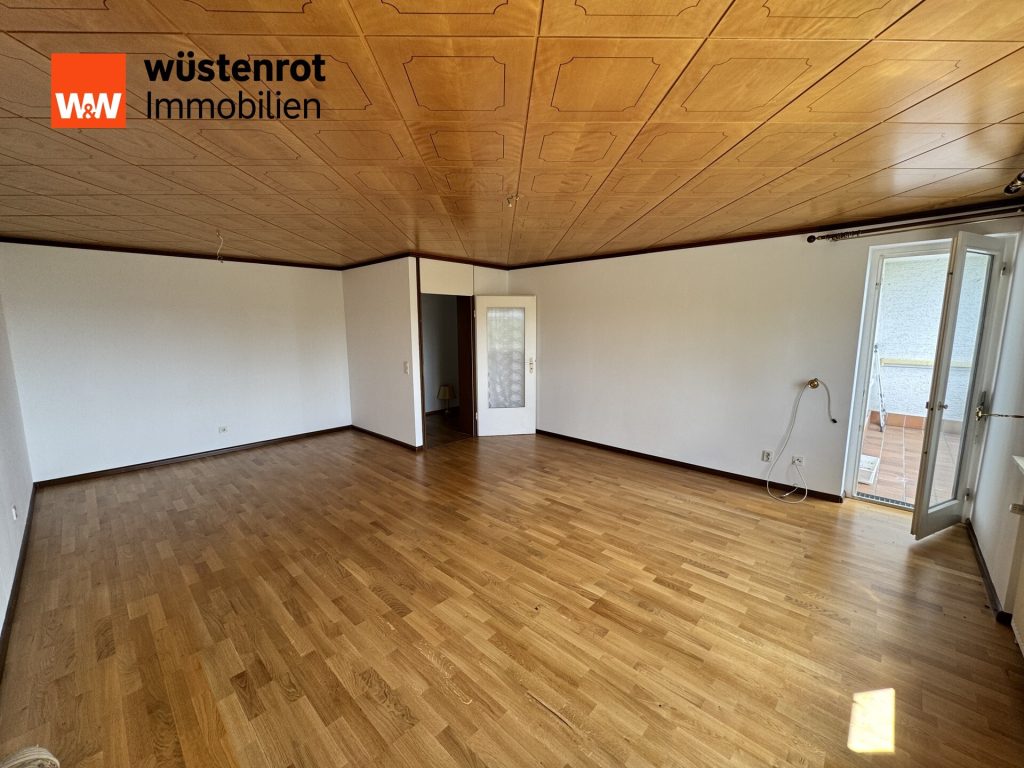 Immobilienangebot - Bad Homburg vor der Höhe / Gonzenheim - Alle - +++BAD HOMBURG: GEPFLEGTE 3 ZIMMER WOHNUNG IM 5. OG MIT BALKON UND BLICK+++