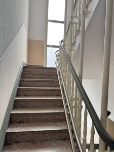 Immobilienangebot - Düsseldorf - Alle - Attraktive 2-Zimmer-Eigentumswohnung mit Balkon in Oberkassel
