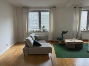 Immobilienangebot - Düsseldorf - Alle - Attraktive 2-Zimmer-Eigentumswohnung mit Balkon in Oberkassel