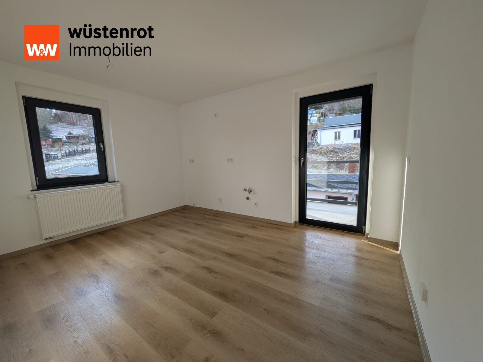 Immobilienangebot - Mulda/Sachsen - Alle - 3 Zimmer Wohnung in Mulda, mit Kaminanschluss, Balkon, Garten und Stellplatz zu vermieten.