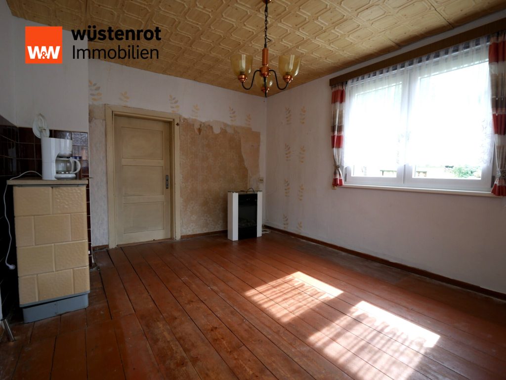 Immobilienangebot - Schalkau / Almerswind - Alle - Leben im Einklang mit der Natur -
Einfamilienhaus mit großen Grundstück in Almerswind
