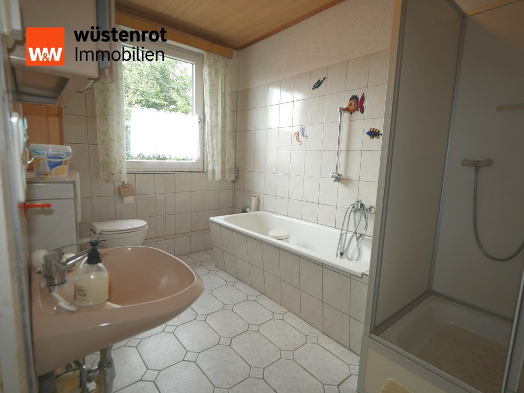 Immobilienangebot - Schalkau / Almerswind - Alle - Leben im Einklang mit der Natur -
Einfamilienhaus mit großen Grundstück in Almerswind