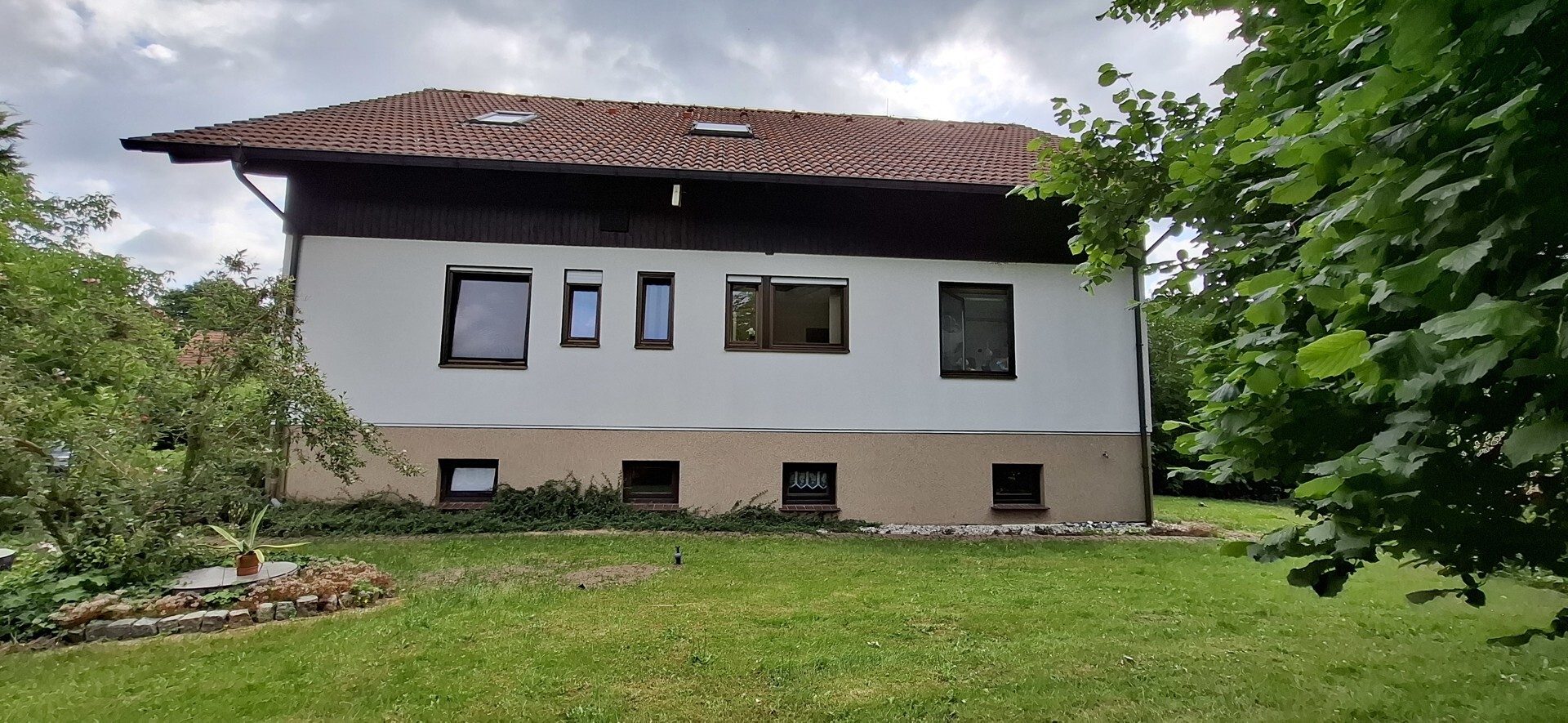 Immobilienangebot - Waldhufen / Nieder Seifersdorf - Alle - Hochwertiges Wohnhaus mit Praxis in Nieder Seifersdorf