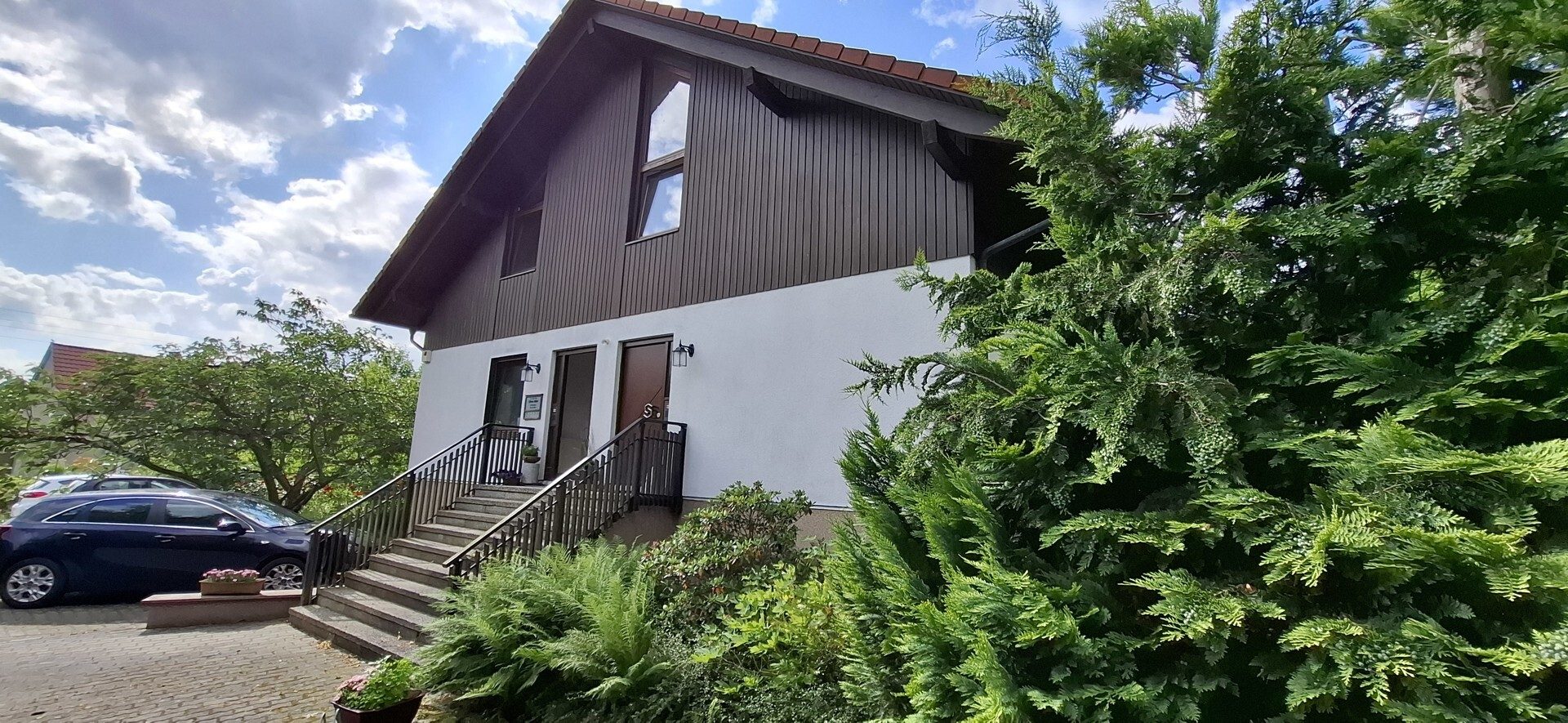 Immobilienangebot - Waldhufen / Nieder Seifersdorf - Alle - Hochwertiges Wohnhaus mit Praxis in Nieder Seifersdorf