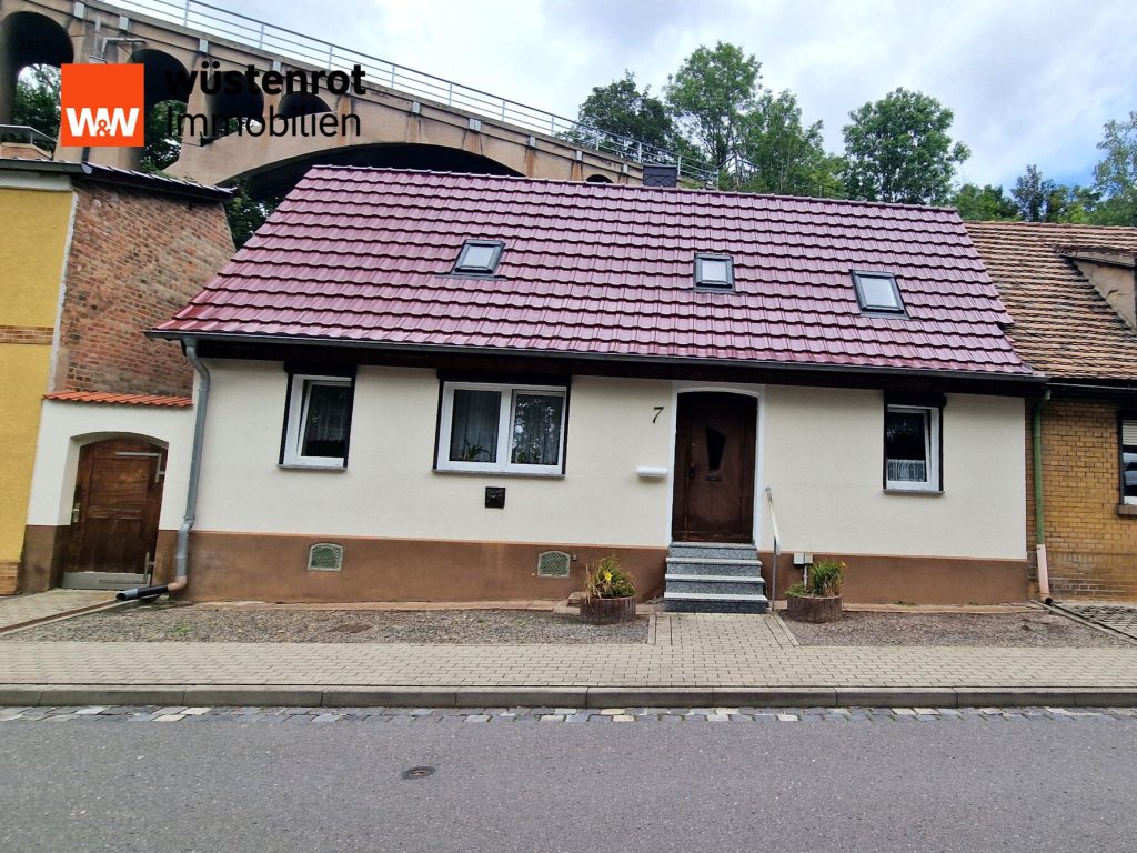 Immobilienangebot - Hettstedt - Alle - Hettstedt-  Genießen Sie die Sonne auf Ihrer Terrasse im Innenhof- Wohnen auf einer Ebene