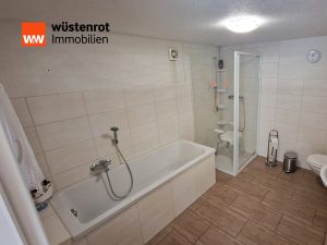 Immobilienangebot - Hettstedt - Alle - Hettstedt-  Genießen Sie die Sonne auf Ihrer Terrasse im Innenhof- Wohnen auf einer Ebene