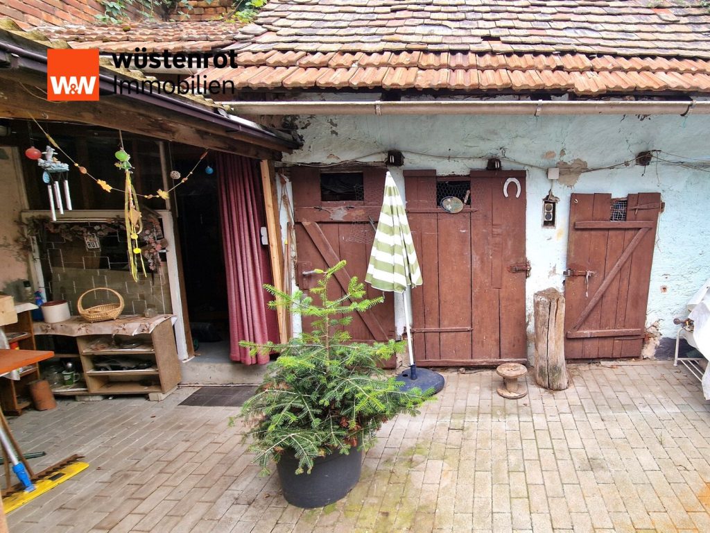 Immobilienangebot - Hettstedt - Alle - Hettstedt-  Genießen Sie die Sonne auf Ihrer Terrasse im Innenhof- Wohnen auf einer Ebene