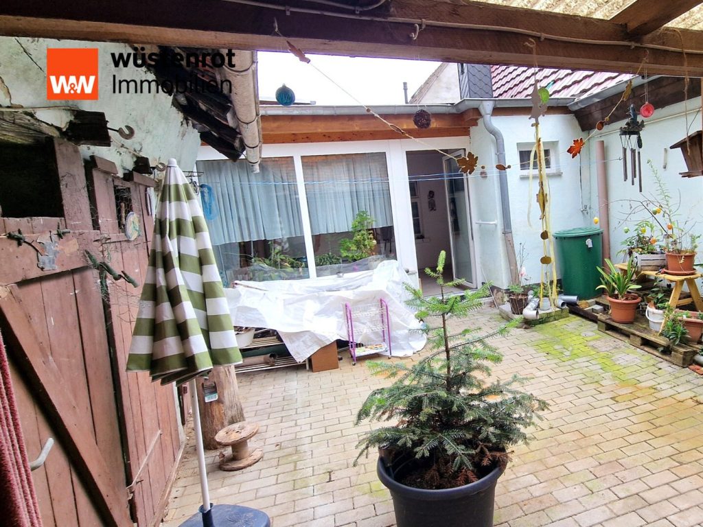 Immobilienangebot - Hettstedt - Alle - Hettstedt-  Genießen Sie die Sonne auf Ihrer Terrasse im Innenhof- Wohnen auf einer Ebene