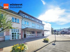 Immobilienangebot - Bad Orb - Alle - Waschen, legen, föhnen, WOHNEN! Bad Orbs Innenstadtmittelpunkt mit drei Einheiten und gut vermietet!