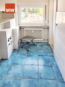 Immobilienangebot - Bad Orb - Alle - Waschen, legen, föhnen, WOHNEN! Bad Orbs Innenstadtmittelpunkt mit drei Einheiten und gut vermietet!