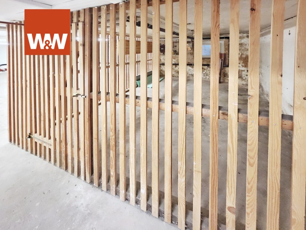 Immobilienangebot - Bad Orb - Alle - Waschen, legen, föhnen, WOHNEN! Bad Orbs Innenstadtmittelpunkt mit drei Einheiten und gut vermietet!
