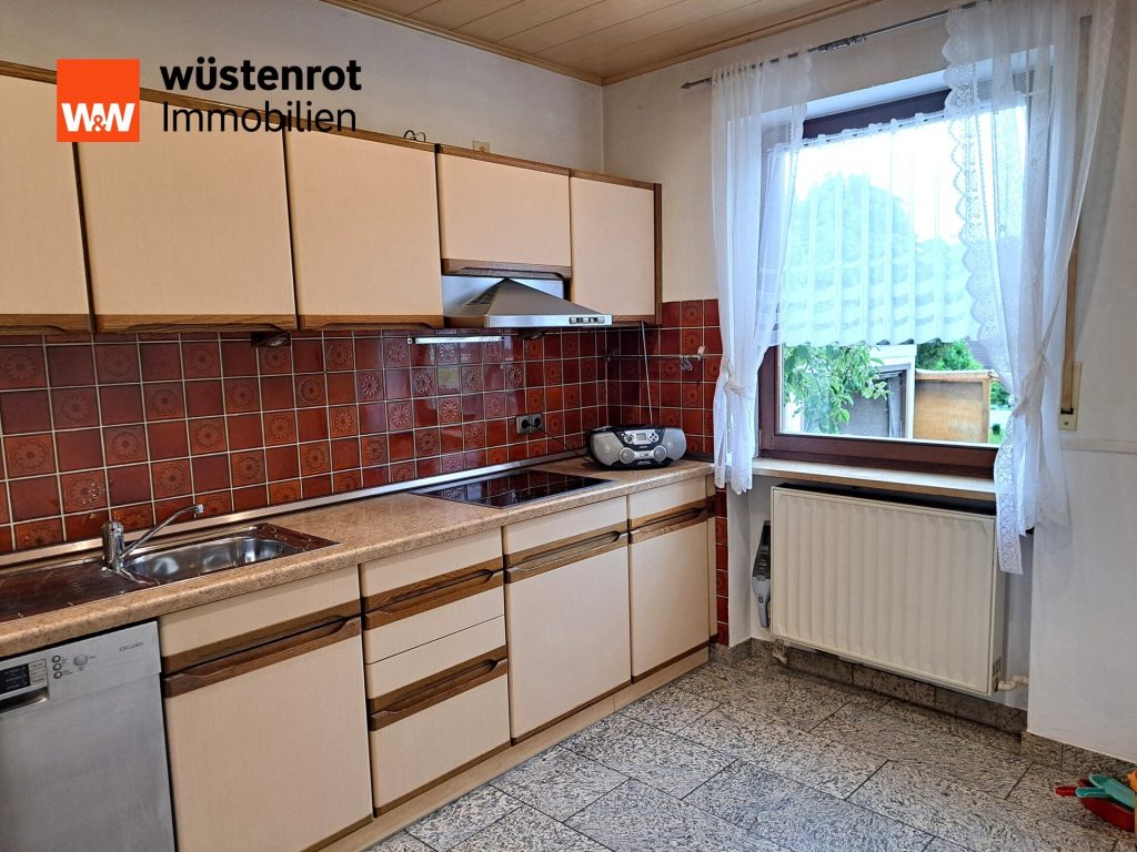 Immobilienangebot - Pfaffenhofen an der Ilm - Alle - Sehr gepflegtes Reiheneckhaus in ruhiger Lage mit Garage