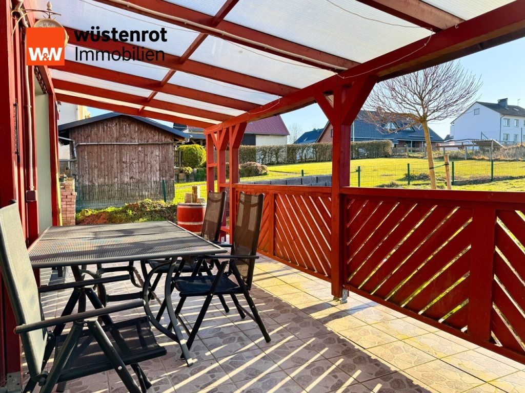 Immobilienangebot - Rüthen / Kallenhardt - Alle - Charmantes Einfamilienhaus mit großem Garten und viel Raum zur Entfaltung