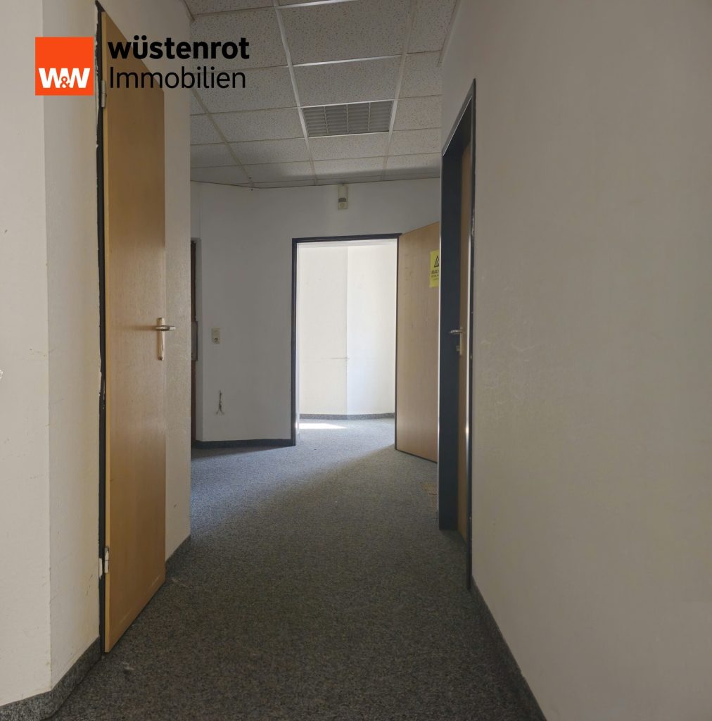 Immobilienangebot - Reutlingen - Alle - Ihr Business, unser Platz! 
Individuelle Gewerbemöglichkeiten auf ca. 153 qm warten auf Sie.