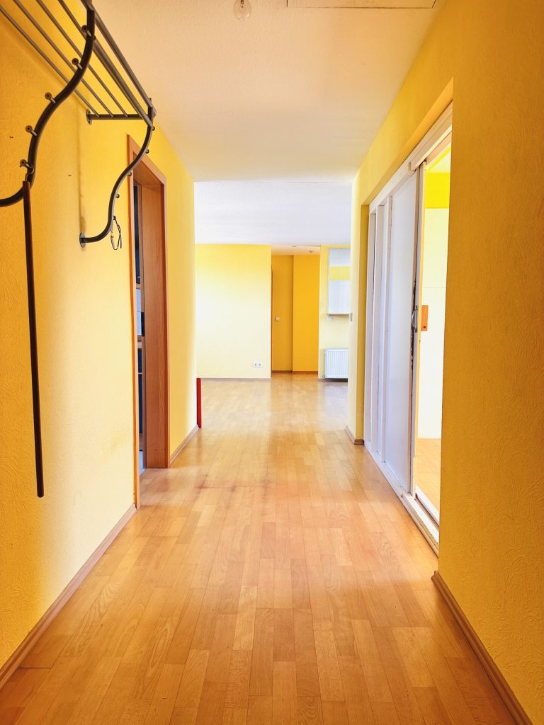 Immobilienangebot - Karlsruhe / Knielingen - Alle - 3,5 Zimmer DG-Wohnung mit Panoramablick