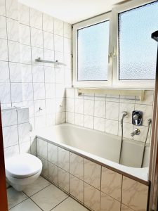 Immobilienangebot - Karlsruhe / Knielingen - Alle - 3,5 Zimmer DG-Wohnung mit Panoramablick