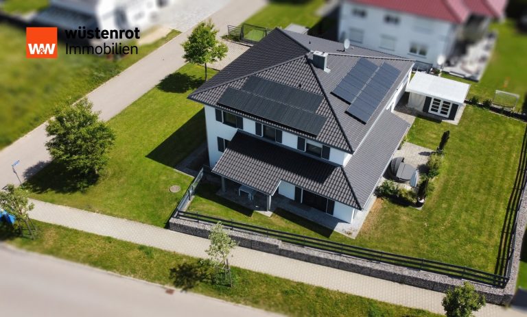 Immobilienangebot - Aalen / Waldhausen - Alle - Exklusives Einfamilienhaus in Aalen-Waldhausen – Luxus und Komfort vereint