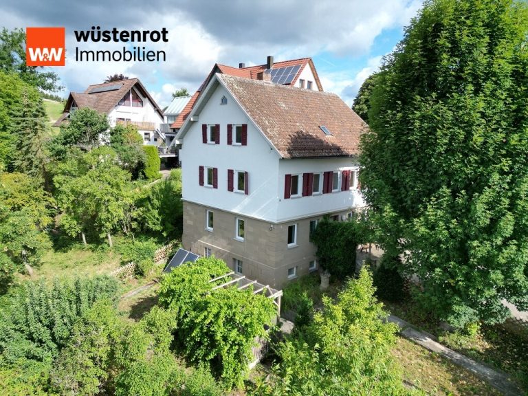 Immobilienangebot - Sulzbach-Laufen - Alle - Historisches Zuhause mit Charme
Pfarrhaus in toller Aussichtslage