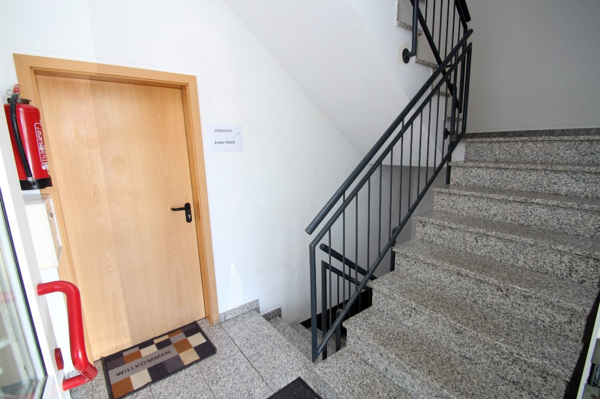 Immobilienangebot - Kall - Alle - Außergewöhnliche Immobilie mit Möglichkeit zu Spitzen-Mieteinnahmen.