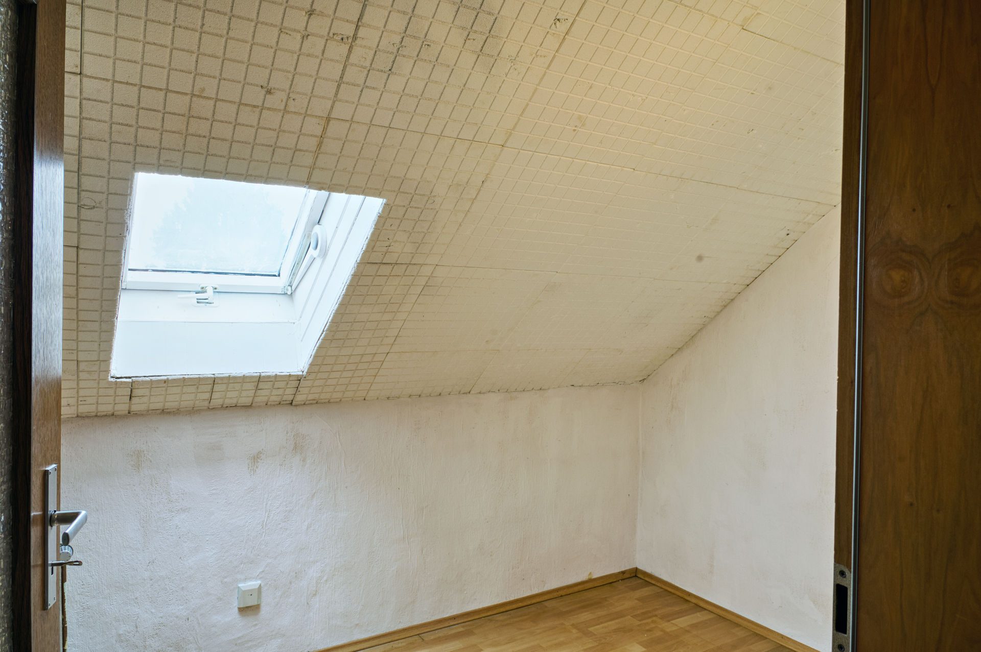 Immobilienangebot - Bielefeld - Alle - VERKAUFT: Mit 3D: Endlich Zuhause! Großzügige Familienidylle - riesen Gartenparadies mit zahlreichen Obstbäumen.