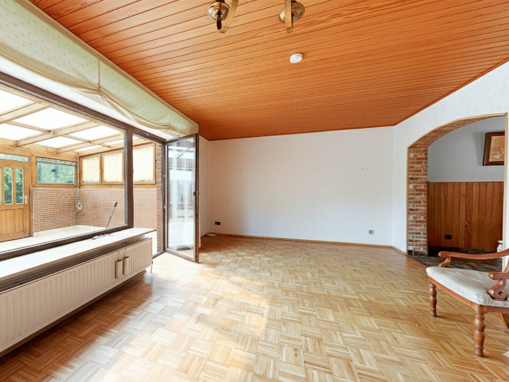 Immobilienangebot - Bielefeld - Alle - VERKAUFT: Mit 3D: Endlich Zuhause! Großzügige Familienidylle - riesen Gartenparadies mit zahlreichen Obstbäumen.