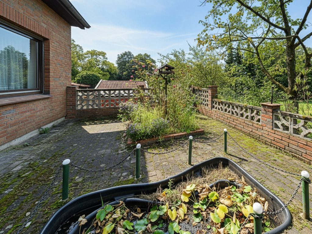Immobilienangebot - Bielefeld - Alle - VERKAUFT: Mit 3D: Endlich Zuhause! Großzügige Familienidylle - riesen Gartenparadies mit zahlreichen Obstbäumen.