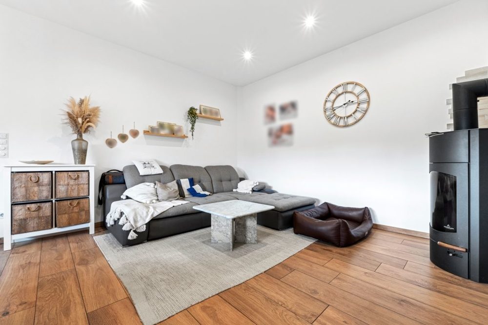 Immobilienangebot - Königswinter - Alle - Nachhaltiges Anwesen mit top Energiewerten, Reitanlage und Platz für mehrere Generationen!