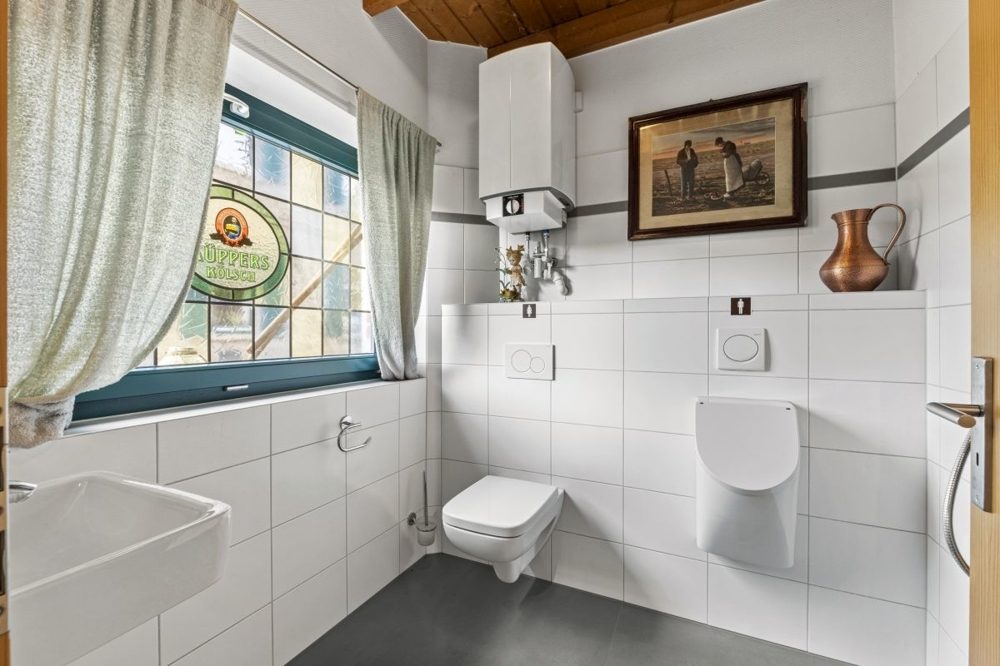 Immobilienangebot - Königswinter - Alle - Nachhaltiges Anwesen mit top Energiewerten, Reitanlage und Platz für mehrere Generationen!
