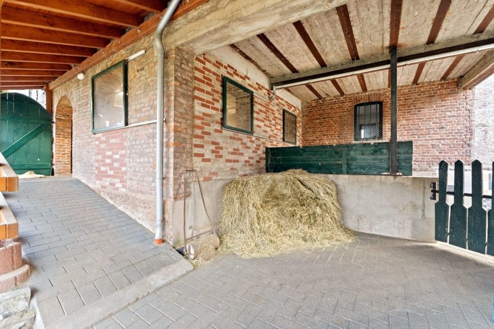 Immobilienangebot - Königswinter - Alle - Nachhaltiges Anwesen mit top Energiewerten, Reitanlage und Platz für mehrere Generationen!