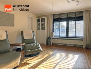 Immobilienangebot - Mellenthin - Alle - FAST AM KRIENKER SEE + TOP AUSGESTATTET MIT EINBAUKÜCHE + KAMIN + ZWEI BÄDER + PHOTOVOLTAIKANLAGE